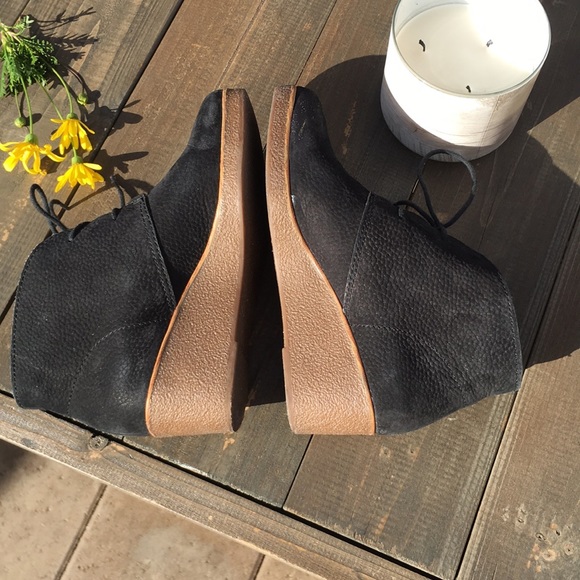 LUCKY BRAND Black Junes Wedge Booties - Picture 4 of 8